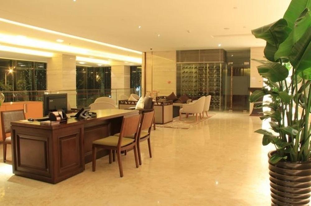 Yunkai Hotel Guangzhou Exteriör bild